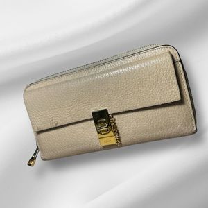 EUC Chloe long wallet